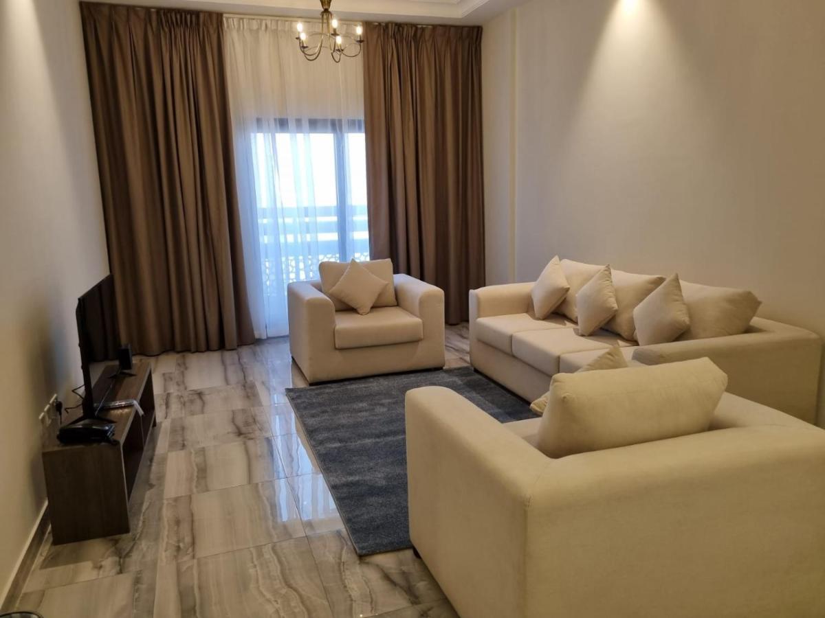 Grand Stay Holiday Homes Al Jaddaf Dubái Exterior foto